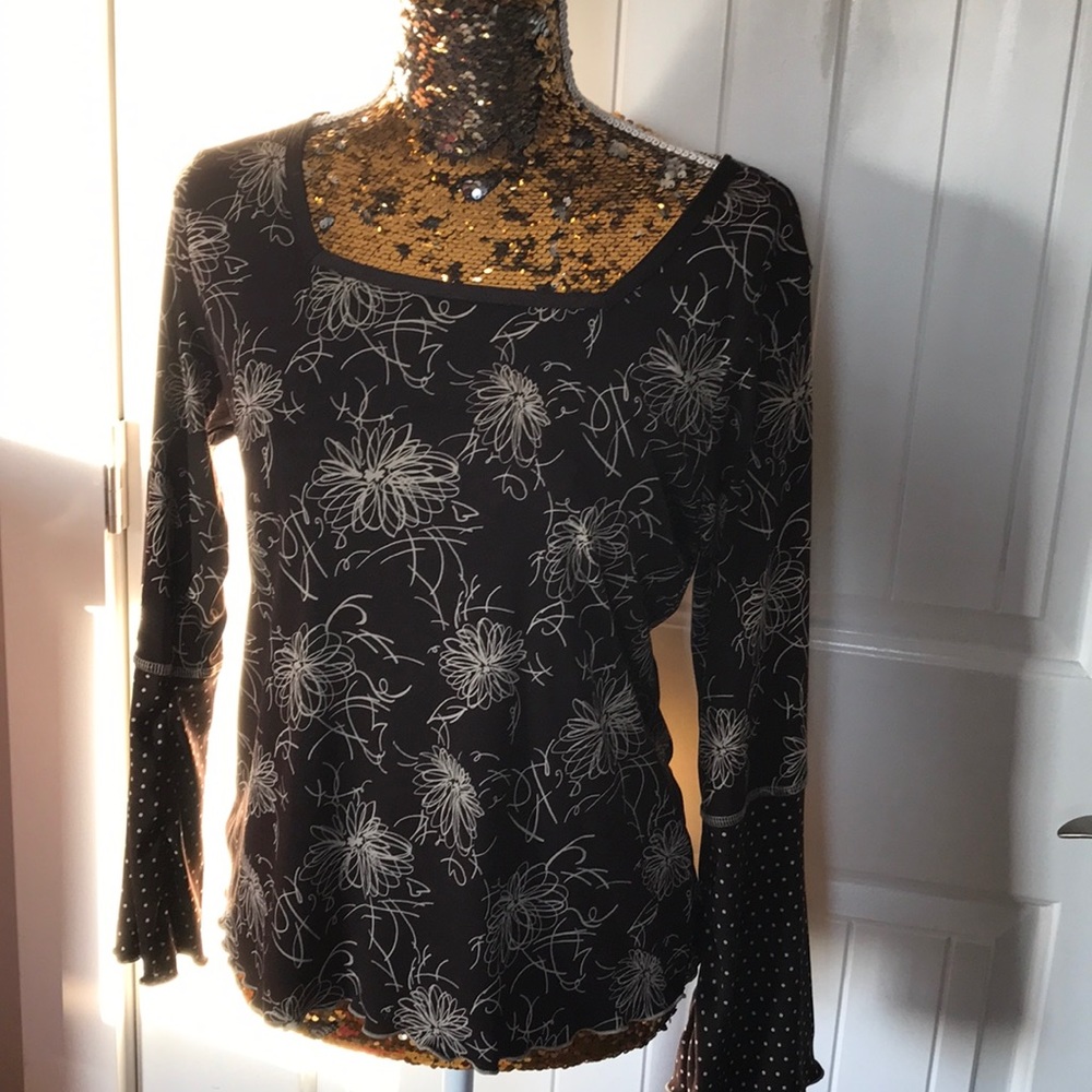 Notations size L wrinkle free 2 pattern design